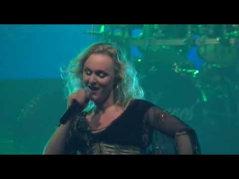 Leaves’ Eyes -En Saga I Belgia