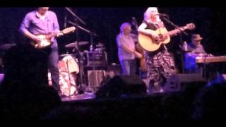 Emmylou Harris, Save the Last Dance for Me