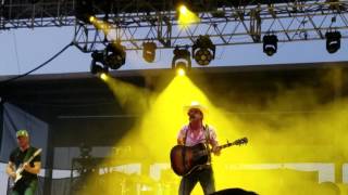 Jon Wolfe  Baby This and Baby That