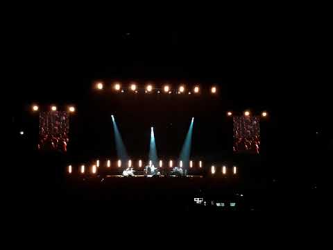 11 Kdo z nás-  Jaromír Nohavica ( O2 Arena 2017 )