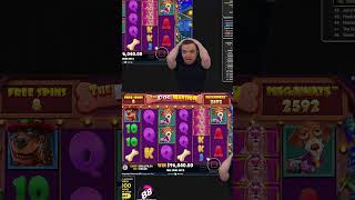 DOG MANSION SLOT PAYS US INSANE!! BLUE DOGS ALL THE WAY! #slots #casino #bigwin