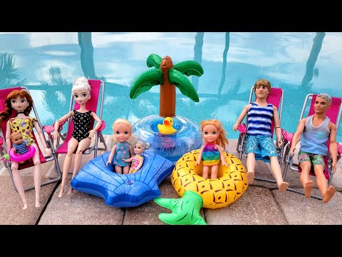 Family floaties day ! Elsa & Anna toddlers - Barbie dolls - gems - playing