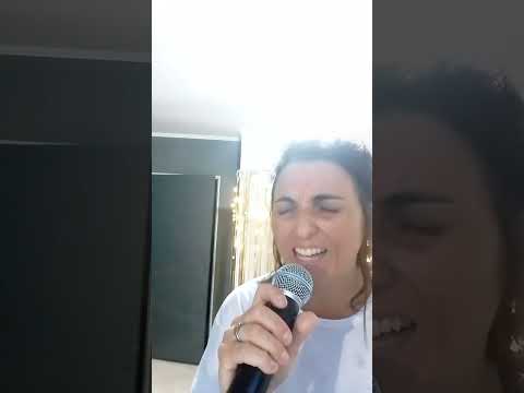 Puede ser tu historia. Canta Nancy Bussi  de Carcaraña,  Santa Fe