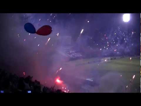 "Recibimiento Intro Cerro Porteño 1-0 Jaguares 2011 Copa Libertadores Hinchadas" Barra: La Plaza y Comando • Club: Cerro Porteño • País: Paraguay