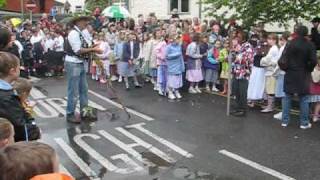 preview picture of video 'Wheatley, Oxfordshire 2008 - Morris Dancing'