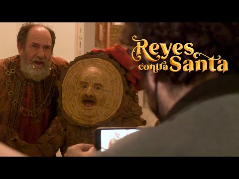 REYES CONTRA SANTA - El maquillaje y la peluquería
