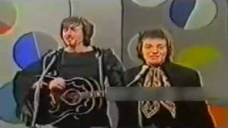 Hollies - On A Carousel (Live)