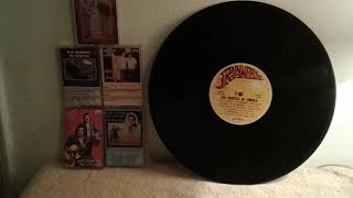 Una Flor Para Mi Madre y Dos Coronas A  Mi Madre ,,Los Cadetes De Linares