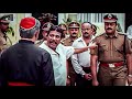 എന്ത് തോന്ന്യവാസമാണ് ഈ കാണിക്കുന്നത�
