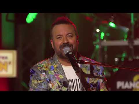 Christian Marc Gendron présente PIANO MAN 2, version du temps des fêtes.