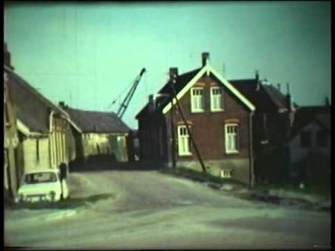 het oude s,gravendeel van toen deze huizen zijn afgebroken voor verbreding van de kil in 1976