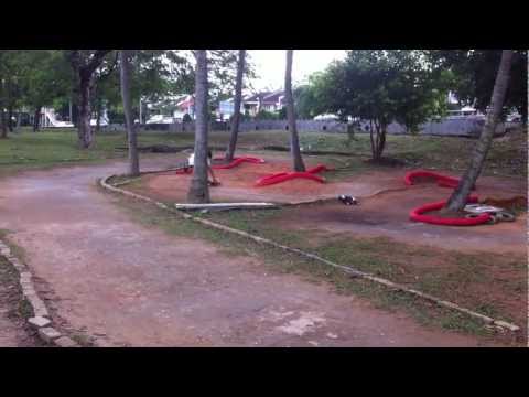 Schumacher Cougar VS Team C T02 at RC Planet, SS19.MOV