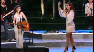 Paula Fernandes &amp; Ivete Sangalo Quando A Chuva Passar Programa Altas Horas 05 11 2011