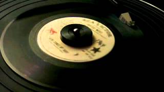 Dottie West - Here Comes My Baby - 45 rpm country