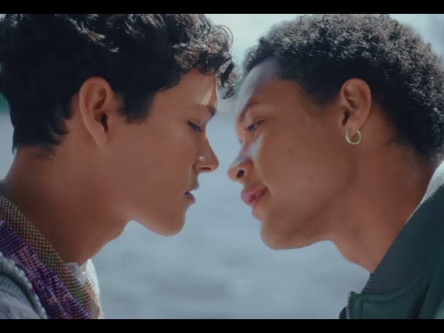 Video zu 'Talk' ansehen