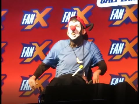 Paraplegic Wakko Warner Cosplay