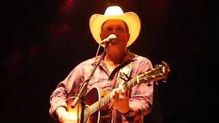 Tracy Byrd {LIVE}  &quot; Just Let Me Be in LOVE &quot; The Stage 2018
