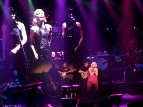 Helena Vondráčková - Vodopád LIVE