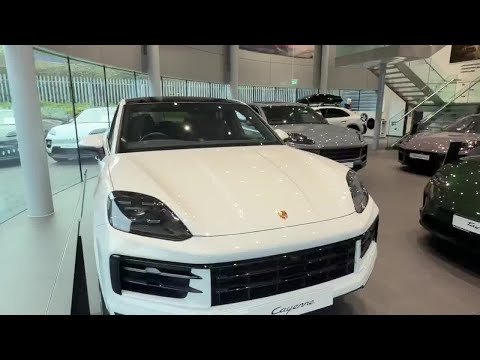 Porsche Cayenne Coupe E-Hybrid (New) - Image 2