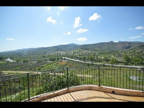 SOLD! Two villas for sale in Seron with fantastic mountain views - Villas Almeria AH12982