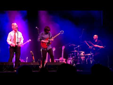 Saved by a Bell (Mike Oldfield) - Live with Barry Palmer, Tubular Tribute @ Avilés Spain (2-II-2019)