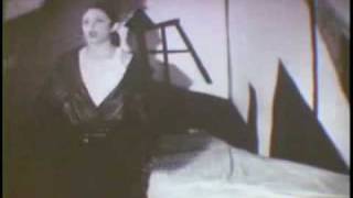 the newspaper knife chase