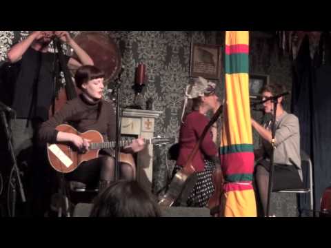Mary Hampton Cotillion - Honey In The Rock - Live Cambridge Folk Festival 2011