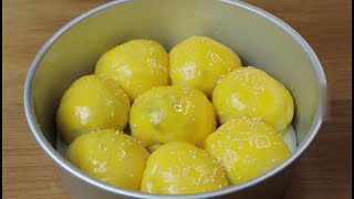 面粉里加4个鸡蛋，不用烤箱不用黄油，一擀一卷，出锅被抢光