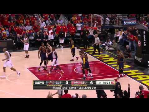 Atlanta Hawks Thabo Sefolosha makes a Fastbreak Dunk!