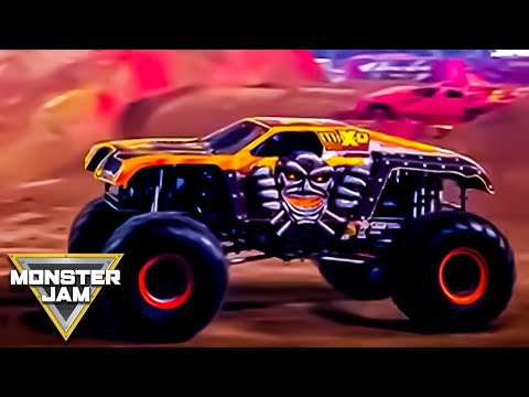 Max-D Double Backflip Attempt | World Finals XIV Encore 2013 | Monster Jam