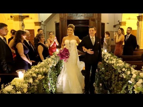 Bride's Entry with Mendelssohn's Wedding March | Church São Jose Jardim Europa Choir and Orches...