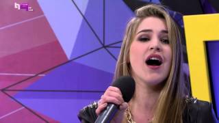 Ashlinn Gray performs Battleships Live Performances