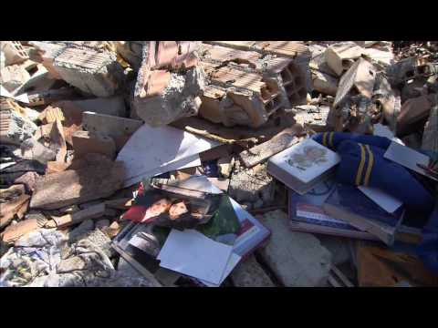 HD  - IMMOTA MANET -  L'Aquila 6 aprile 2009,  la storia si ripete, ancora terremoto.