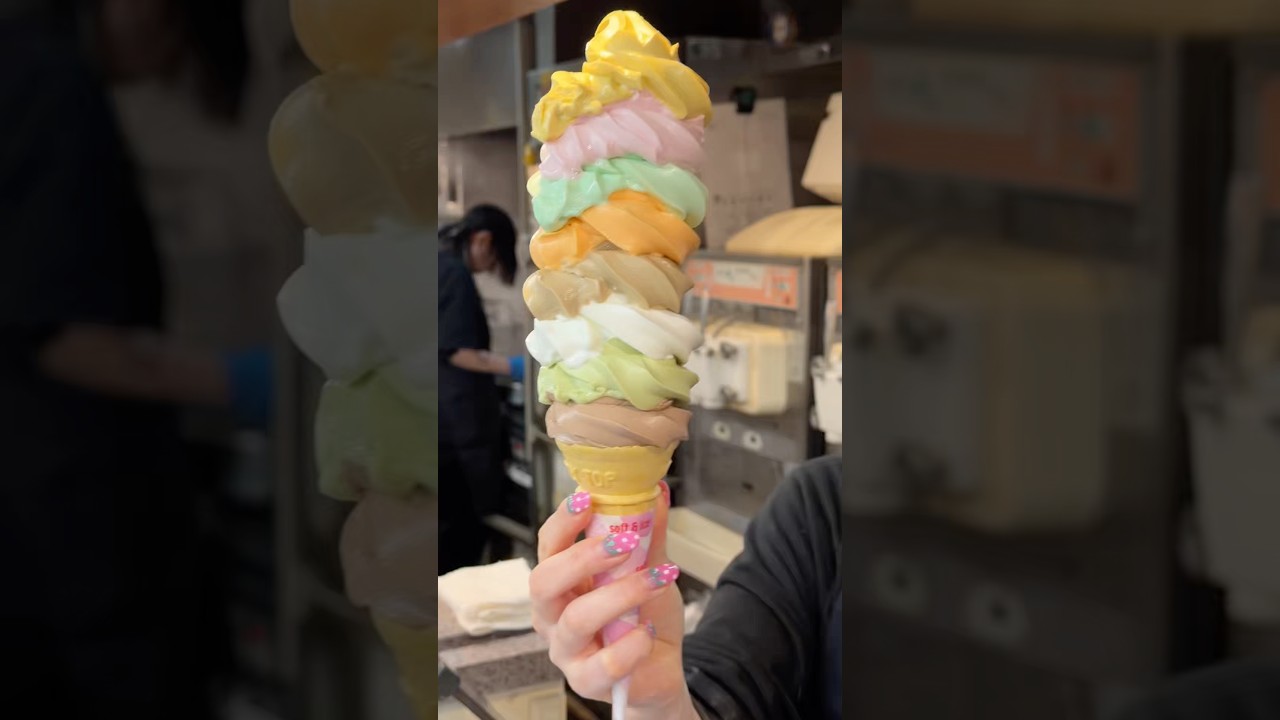 🍦特大ソフト Giant soft serve