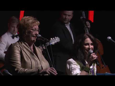 Ans. Naveza, Romana Cafuta ,Tadeja Avbreht - Muzikant je zmeraj fant -Valentinov koncert Ans. Naveza