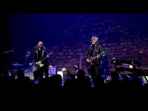 Neil and Liam Finn. I Got You, Energy Spent, Distant Sun. Crowded House, Split Enz, Liam Finn