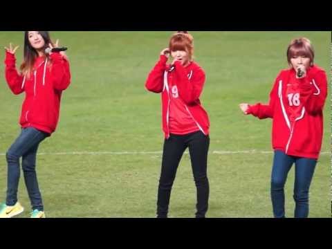 130326 4Minute (Sohyun Focus) - 'Heart to Heart' @ South Korea vs. Qatar World Cup Qualifer [FANCAM]