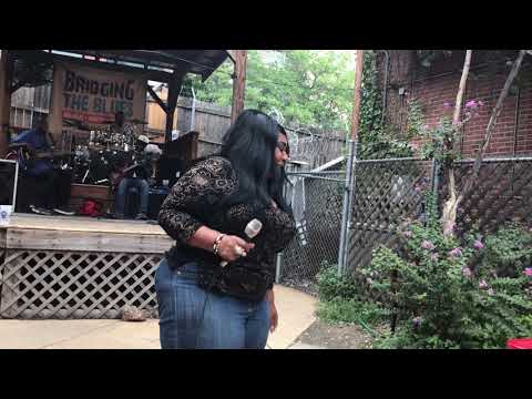 Ms Zeno The Mojo Queen at Kings Palace Patio