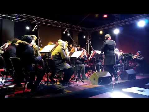 Оркестар Ђеновић и најхрабрији Требињци пркосили зими (ВИДЕО)