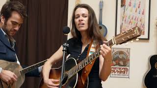 Caitlin Canty & Noam Pikelny - "Tennessee Waltz"