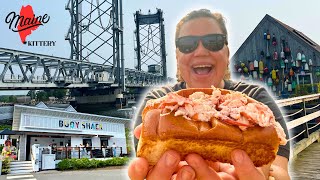 TRYING FRESH MAINE SEAFOOD AT BUOY SHACK IN KITTERY, ME | LOBSTER ROLL & FISH N' CHIPS ON THE WATER