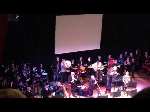 The Chieftains play "Andro" with Clarinet (Andy Lamy), Saxophone (Tara Breen), Chorus, and pipes...