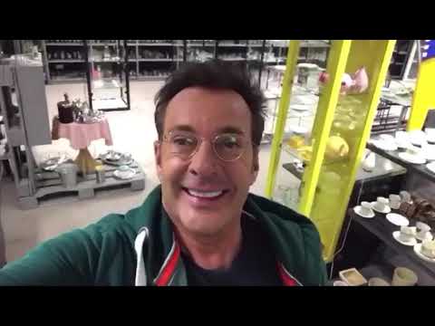 Gerard Joling in Kringloopmania Aalsmeer