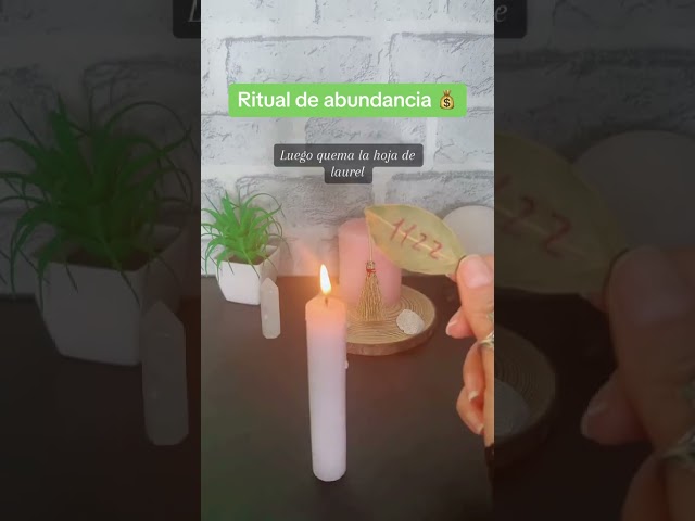 Vídeo relacionado con Rituales que cambiarán tu vida: La guía definitiva para atraer la suerte, el amor, el dinero, el trabajo y la salud (HARPER NO FICCION)