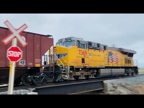 CP 528 east out of Tilbury. 4-01-2023