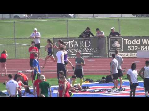 05-16-2015_092448  DISTRICT 3 CHAMPIONSHIPS  AAA GIRLS 4x800 HEAT 1