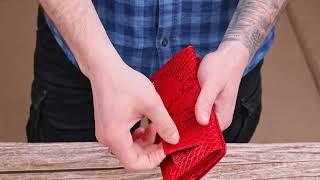 Яскравий лакований гаманець для жінок із натуральної фактурної шкіри Canpellini 21610 червоний