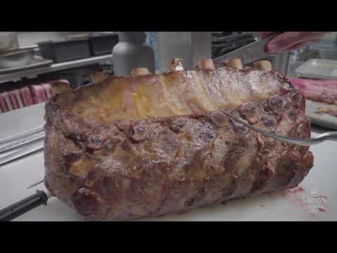 Lawry's Feasts: How to Carve Prime Rib at Home