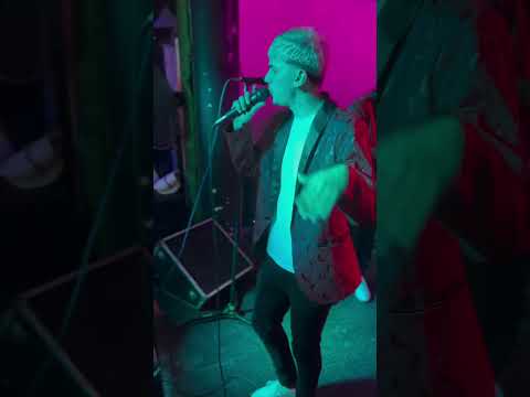 Monterrojo 🎶..Carolina🎙@Fansclub_Monterrojo-@Monterrojo_oficial.. #25años #cumbia #musica