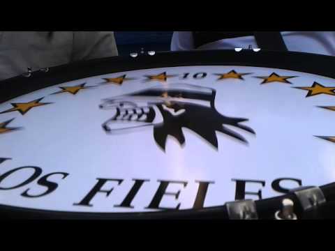 "A donde vayas siempre estaremos" Barra: Vltra Svr &bull; Club: Comunicaciones